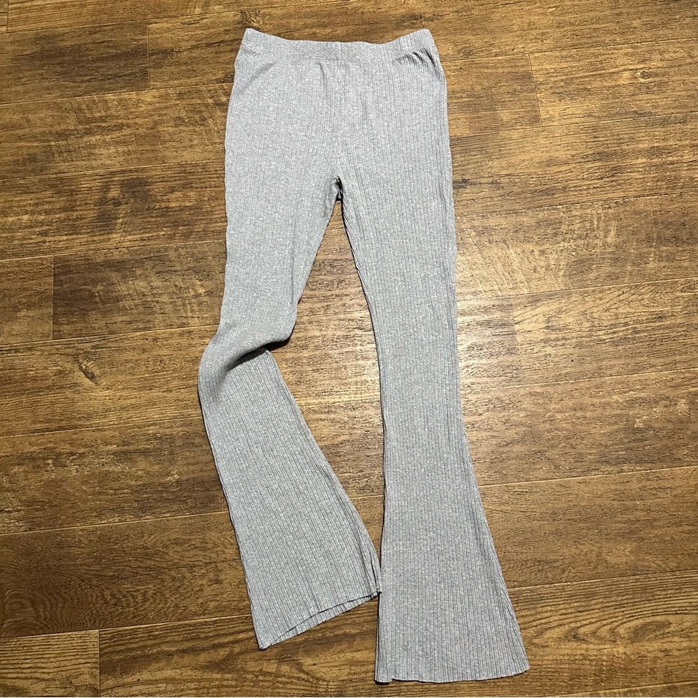 TARGET / WILD FABLE RIBBED YOGA BABY FLARE LEGGINGS